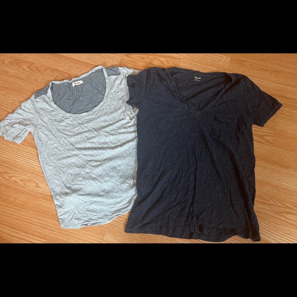 Madewell whisper v-neck pocket tee and scoop neck shirt lot size small